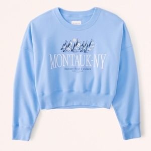 Vintage Graphic Crew Sweatshirt